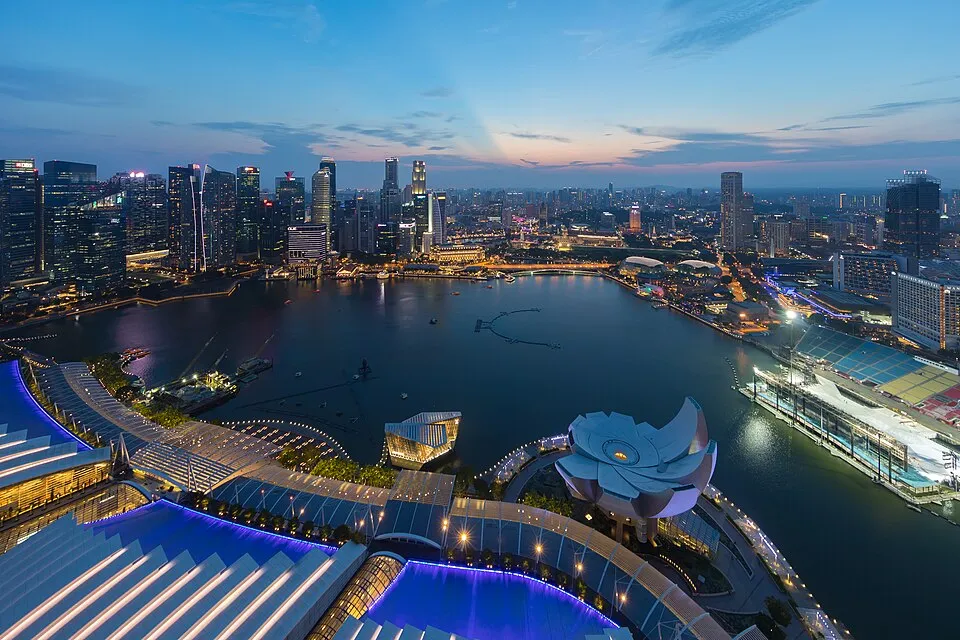 Why do I love Singapore? ha921y